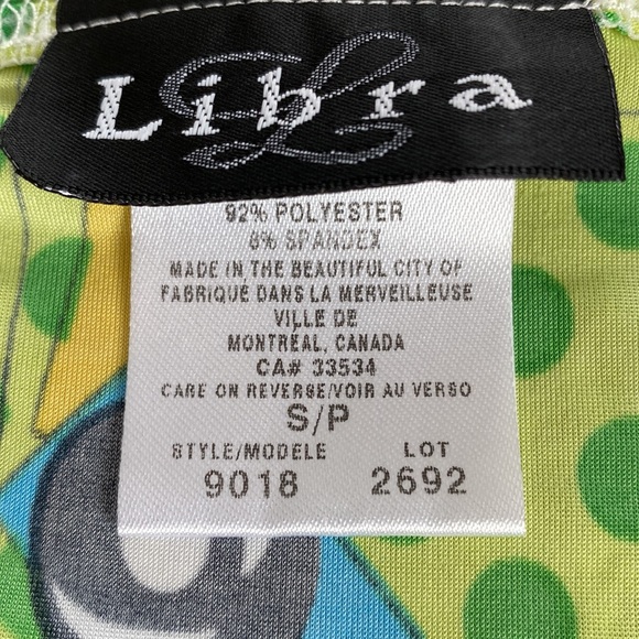 Fun multicoloured 3/4 length sleeve top. - Picture 2 of 3